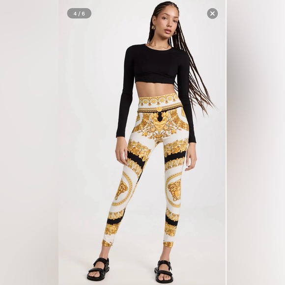 【送料&関税込】Versace Barocco Leggings New Versace BAROCCO Heritage Print Women Leggings Size 38